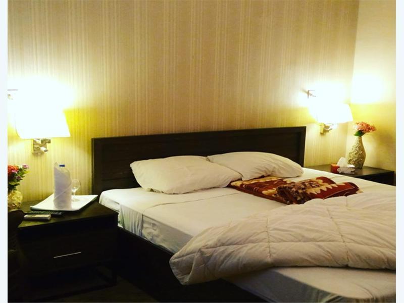Airport Hotel Karachi Bagian luar foto