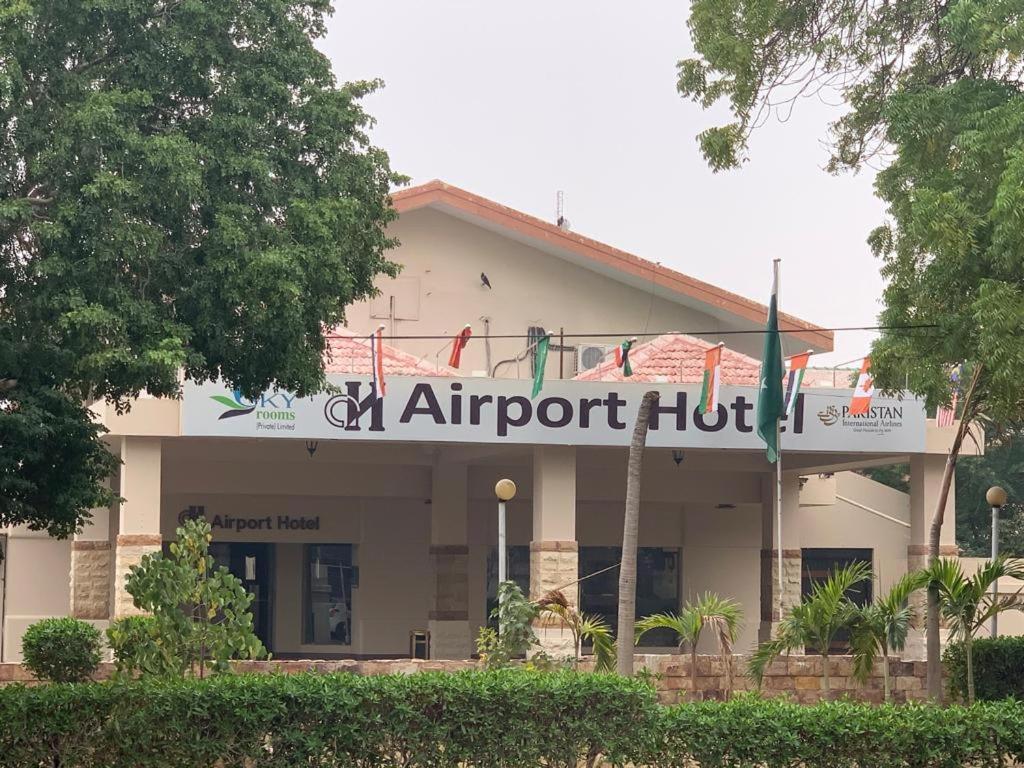 Airport Hotel Karachi Bagian luar foto